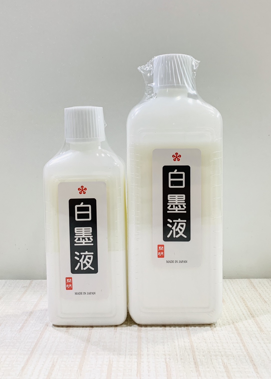 《開明 白墨液 360cc》 Kaimei 
