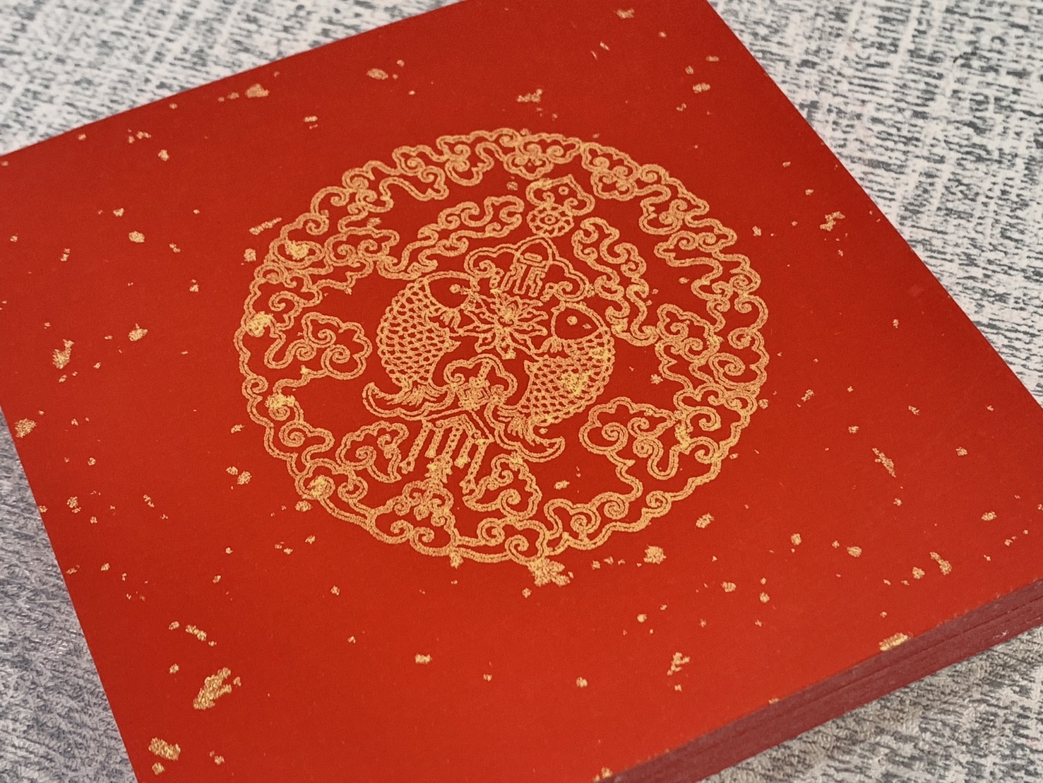 《灑金 小小春 12cm 黃圖雙魚》 小春 迷你春 單字