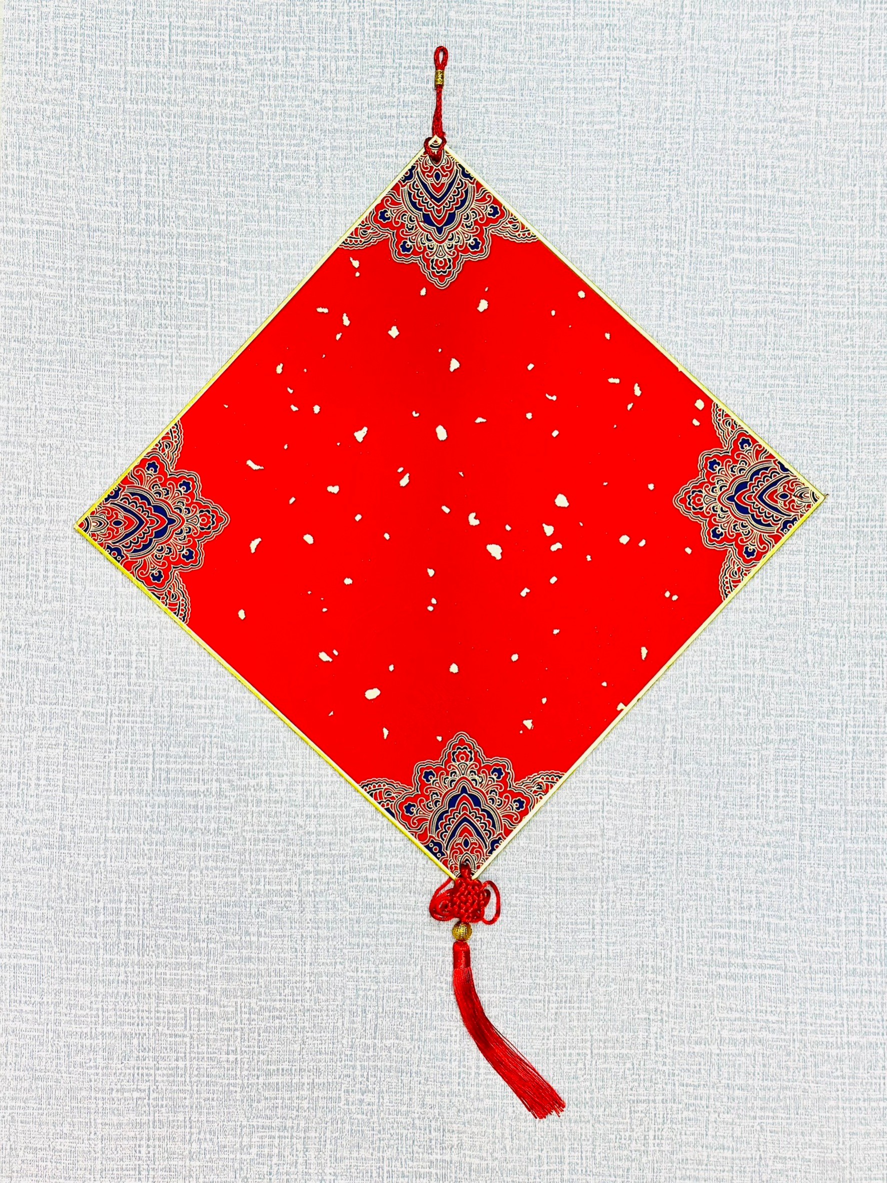 《正方 描金紅宣畫仙版》 附中國結  33x33cm  / 福卡