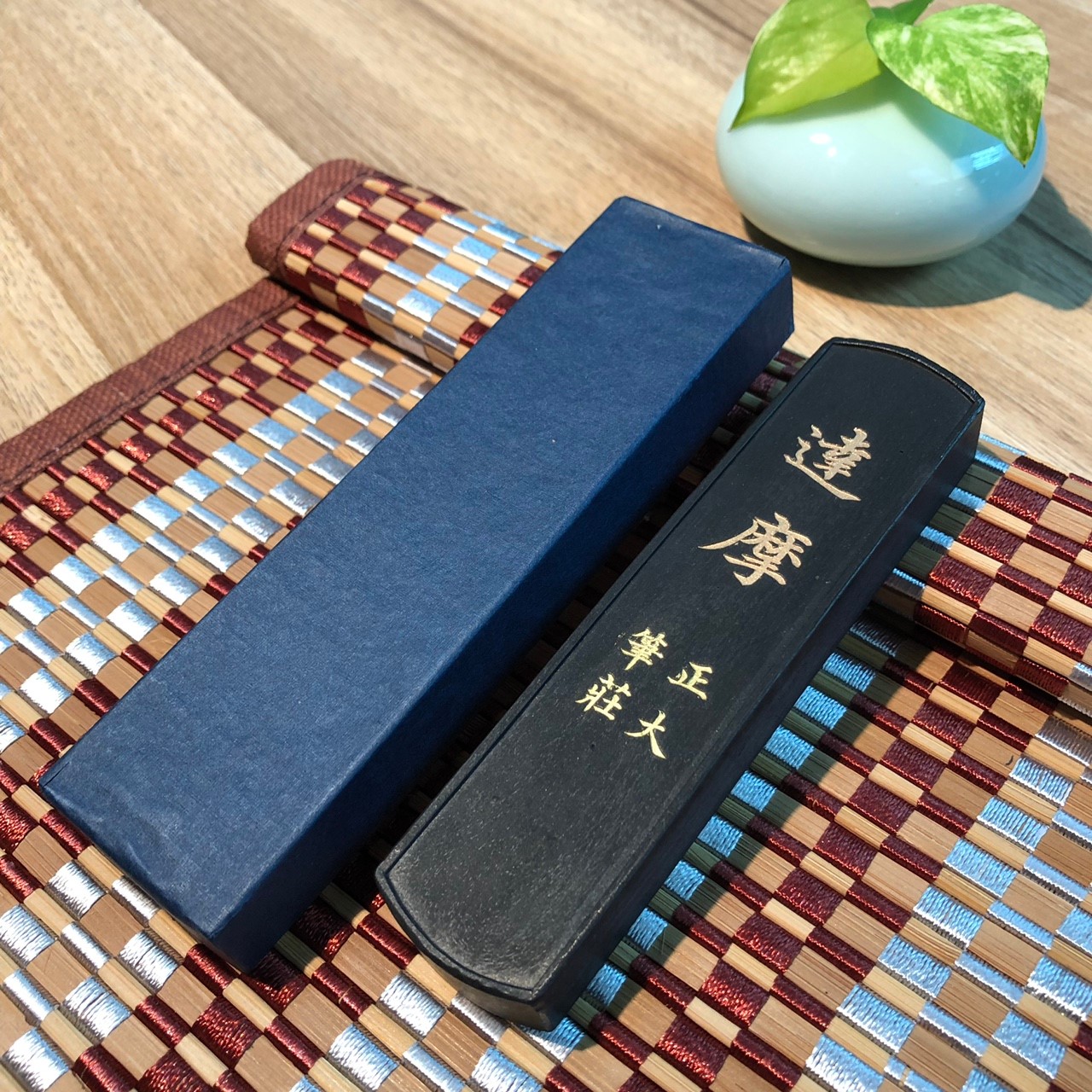 《達摩》兩兩60g 墨條 油煙