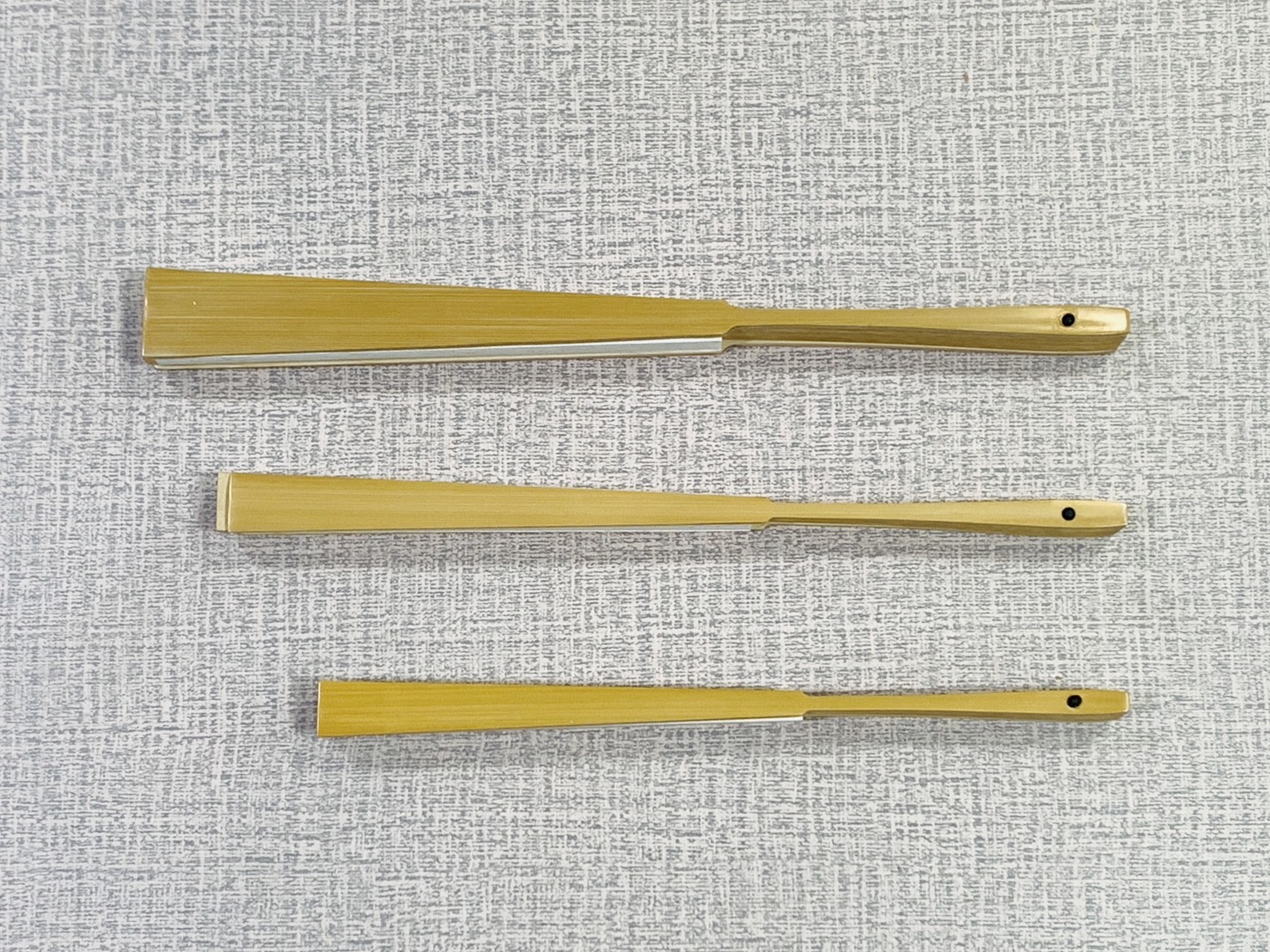 《玉竹蟬衣宣灑金摺扇》純手工宣 27cm 30cm 33cm
