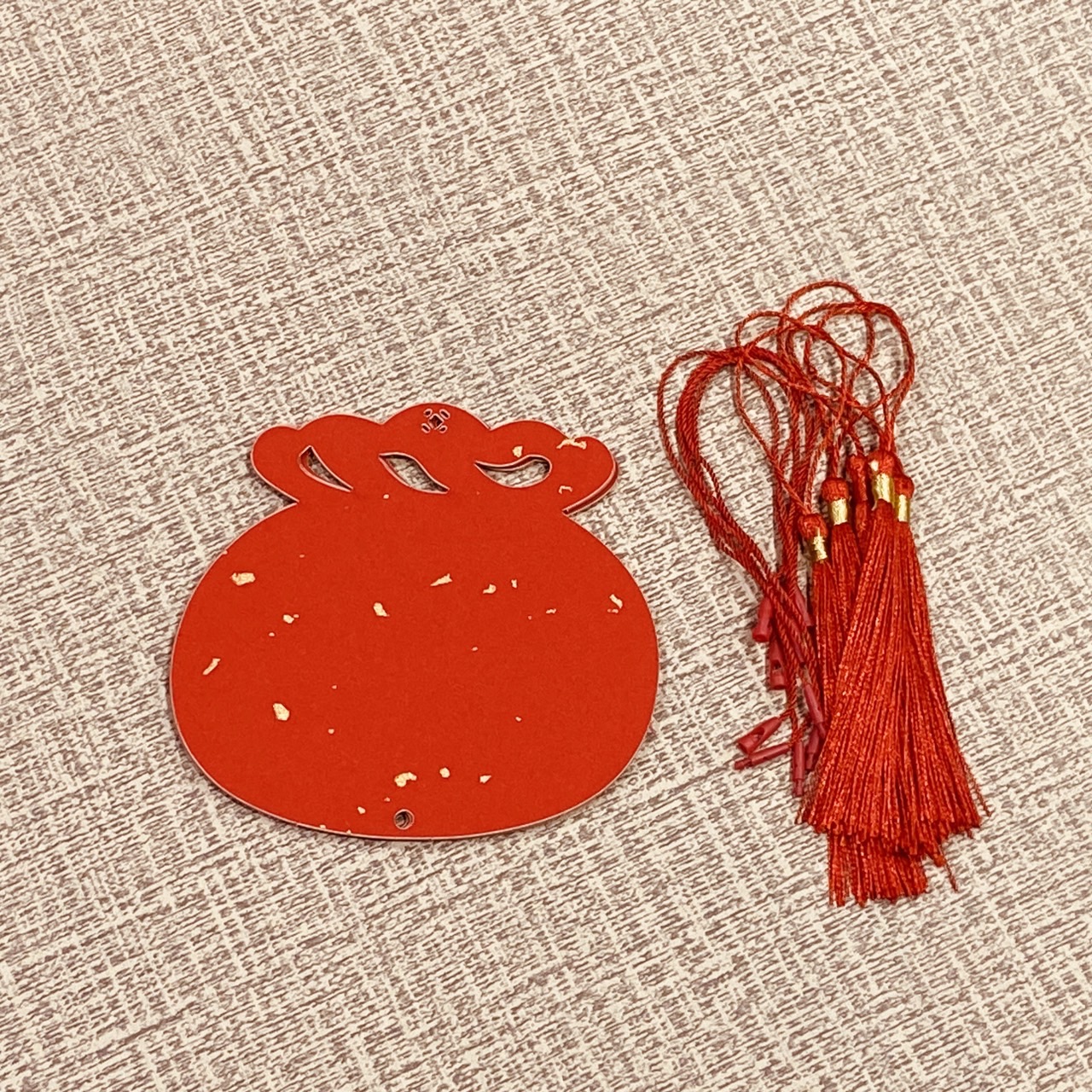 《春聯軟卡吊飾》春聯小卡 · 年年有魚 · 平安果 · 元寶 · 福袋