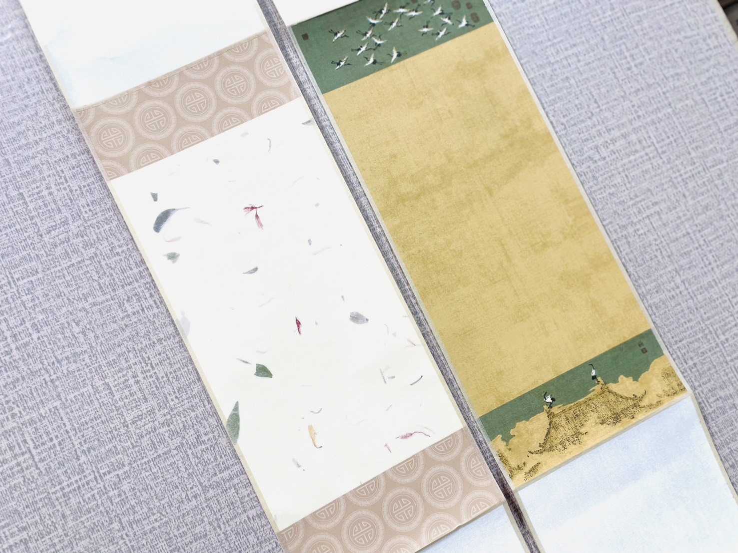 《蠟掛軸染捲軸 瑞鶴仿古/雲龍花草 》 迷你捲軸 中堂