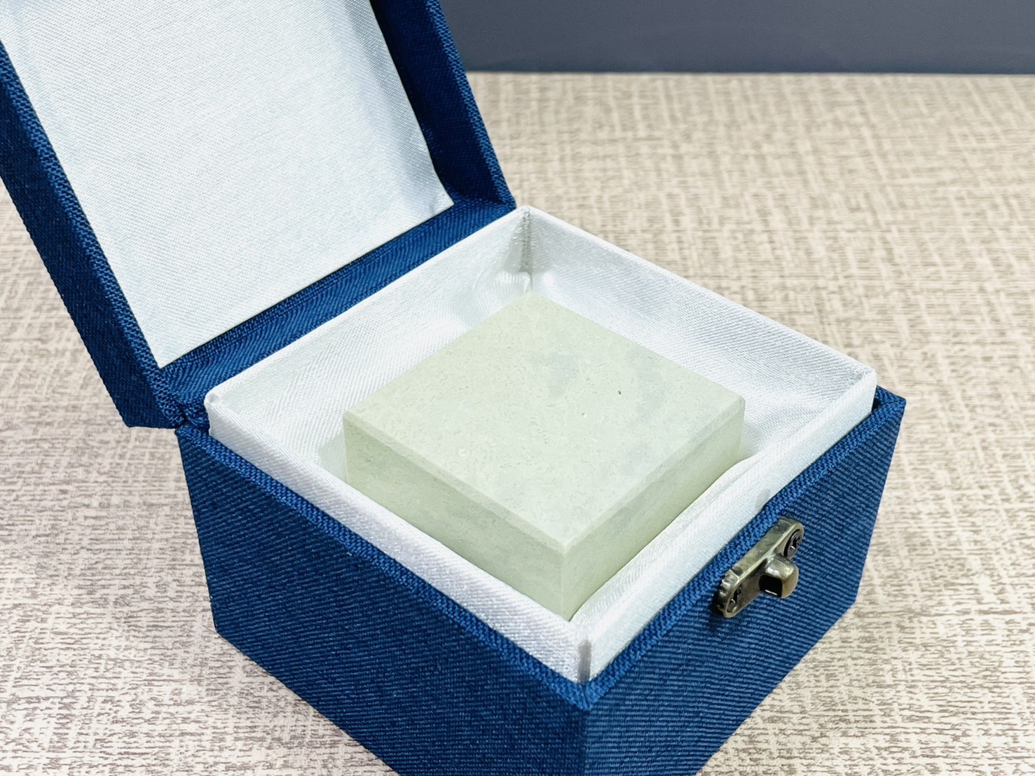 《印度新礦 大印》5x5cm 印度新礦 篆刻 刻章 印石 素章