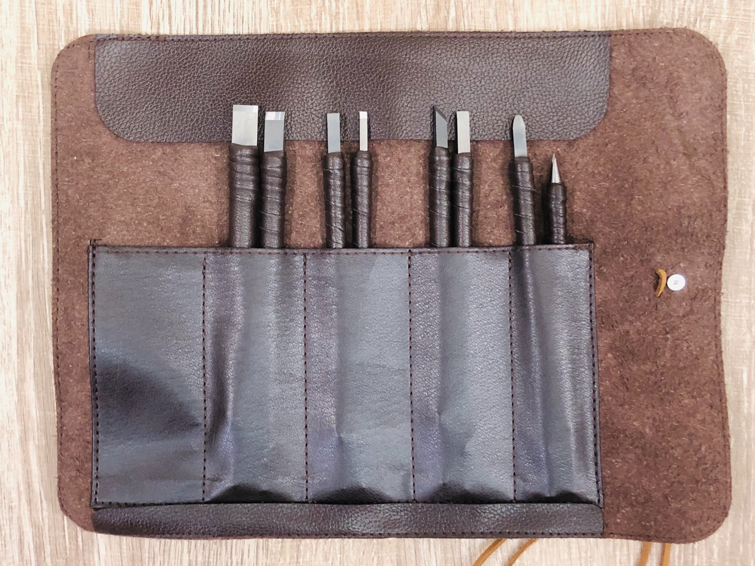 《精緻手工篆刻刀8支組》優質鎢鋼篆刻刀 附精緻手工皮製刀套