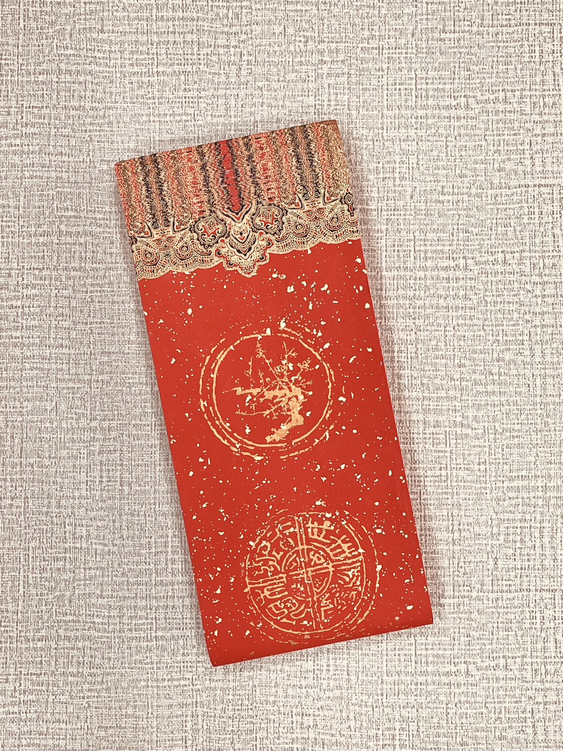 《七言 半手工瓦當灑金宣 黃圖四君子》 17x112cm