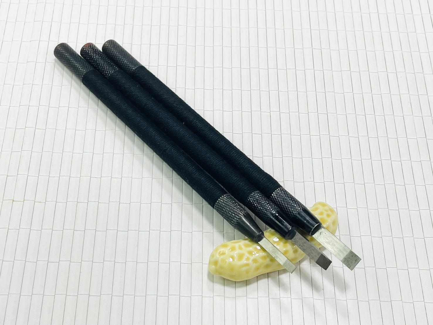 《臺灣製 刻刀》篆刻用 0.3/0.4/0.5篆刻刀 3mm 4mm 5mm 薄刃 高速鋼