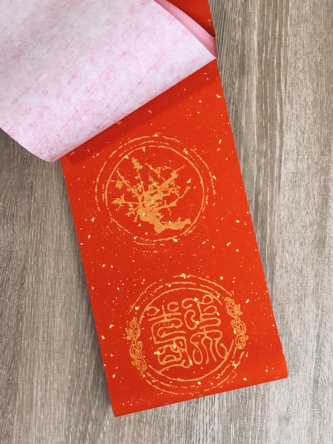 《七言 半手工灑金紅宣 四君子》黃圖 春聯紙 過年 紅紙 萬年紅 對聯 門聯 春聯