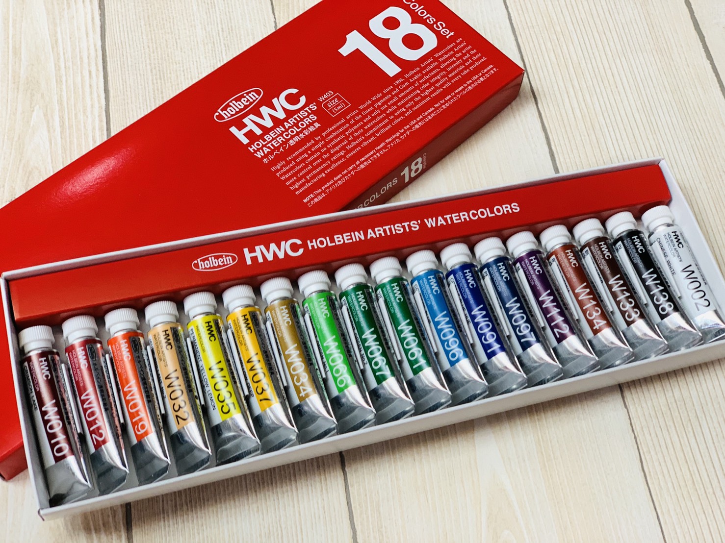 《好賓HWC專家透明水彩5ml 18色盒裝》